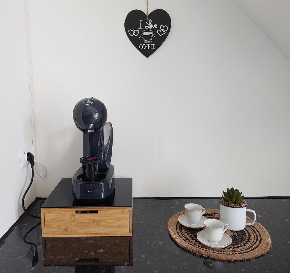 Casa Amarela: Conforto E Localizacao Perfeita! Faro Eksteriør billede